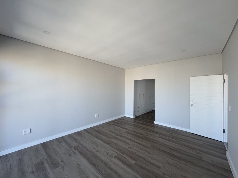 4 Bedroom Property for Sale in Sandown Western Cape